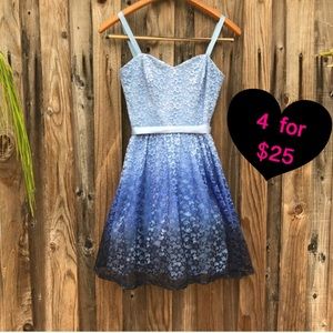 BLUE OMBRÉ LACE DRESS, B. DARLIN SIZE 3/4